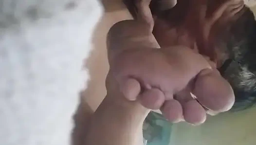 где в раю снова обожает поедать ее мокрую киску