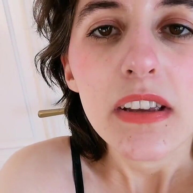 Dévoration allemande et adoration des pieds