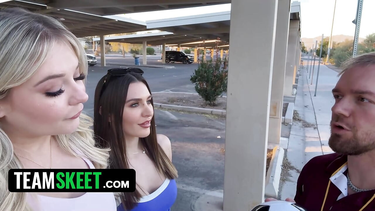 שתי אמהות כדורגל מפותלות זיינו את המאמן והוא הוכיח שהוא יודע ללהטט בין הציצים הגדולים שלהן