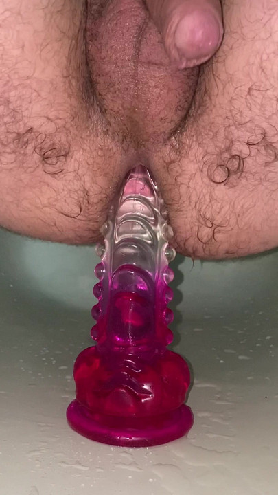 대물 딜도에 뛰어오르기