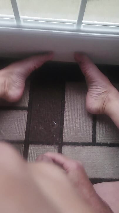 Jacking Off to My Pretty Feet Before Work