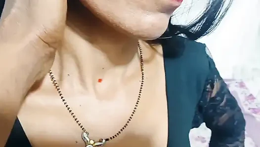 Stiefbruer ejakuliert nach dem sex. Indisches indisches hardcore-sex-virales video.