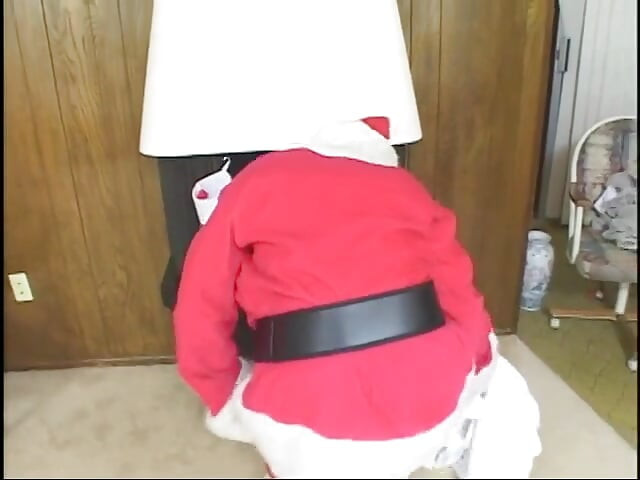 Assista o Papai Noel vir para um bom boquete