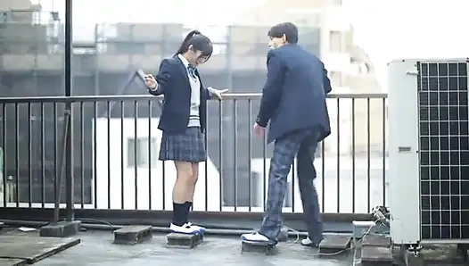 Önce seni sevdim ve seni herkesten çok seviyorum