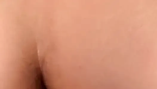Erkek arkadaşıma benden istediğini veriyorum