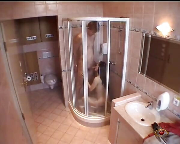 SM di kamar barbie