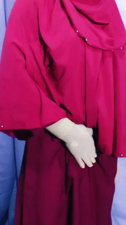 Pakistani hijabi Muslim woman Choti | Clip 2