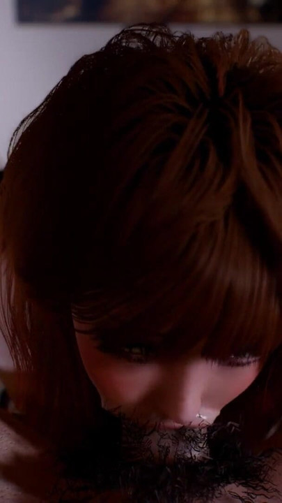 Süßes rothaariges mädchen in Latex reitet schwanz anal im Wohnzimmer | Clip 1