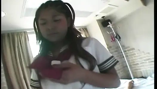 Mahasiswi nakal ini dientot habis-habisan sampai mengerang keenakan