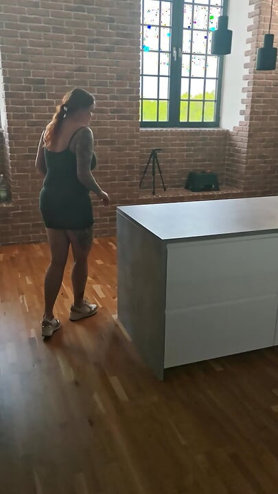 Busty Businesswoman Pees on the Kitchen Table