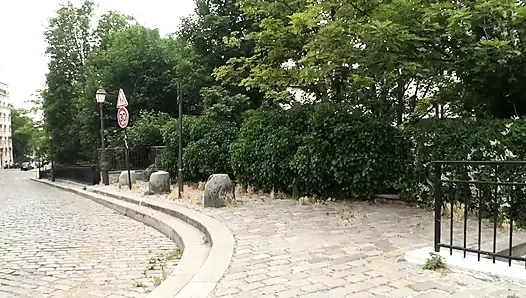 Dua pria untuk BBW muda yang cantik