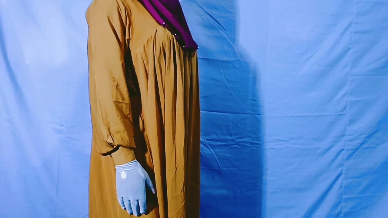 Desi village Bhabhi Bangladeshi hijabi Muslim
