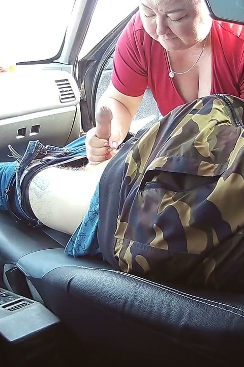 A friend gives me pleasure in the car
