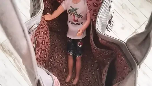 Giantess granny play with you