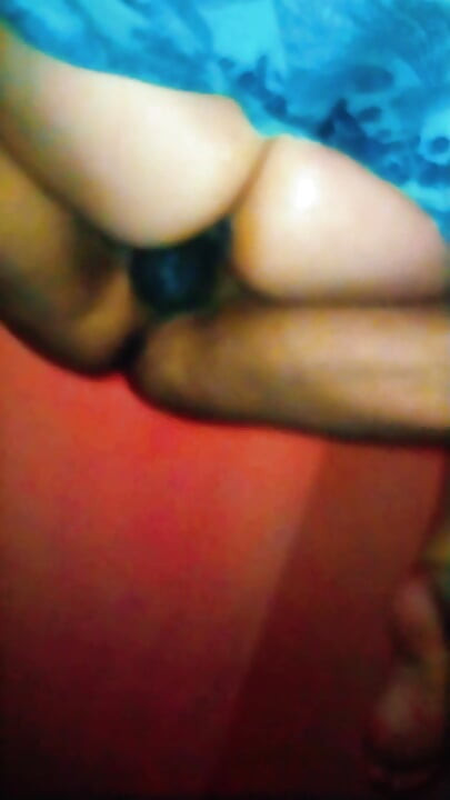 MILF with a juicy pussy, talks dirty, asks for cock and gets everything wet, how to hide this from her husband?