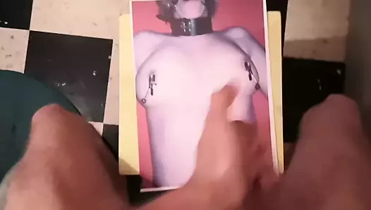 nudis1 için Cum haraç. Vücudunu gerçekten beğendim.