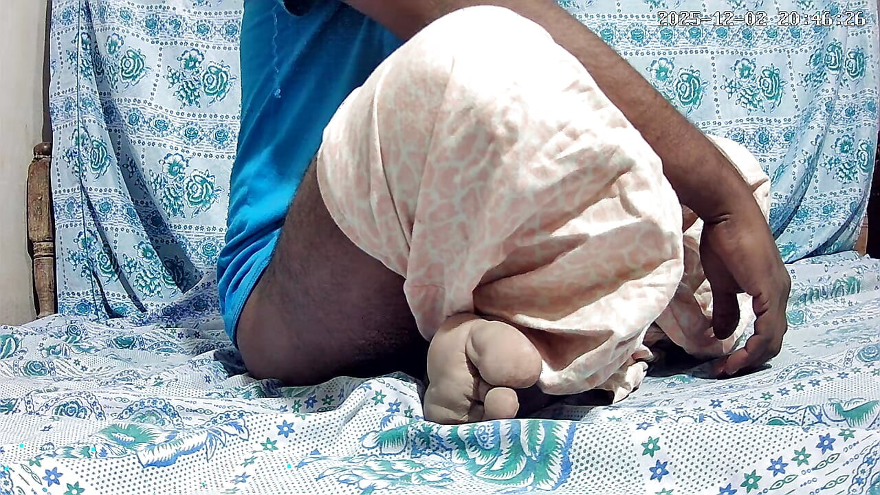 Indian small duck boy handjob in the room 2875