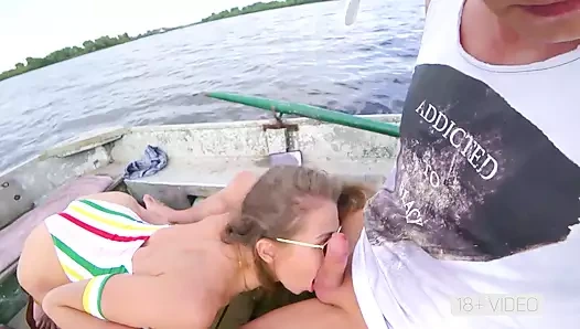 Публичный анальный трах на лодке. Миа Бандини.