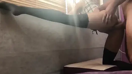 Kontol ini akan menghancurkanku