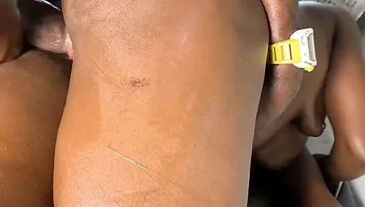Meine Zierliche Freundin Auf Dem Kitcheb Und an Der Tür Sexschaukel Gefickt, Bis Sie Squirtet