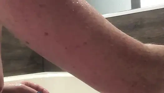 Flab fun in a jacuzzi! Slim n sexy Rachel Wriggler has slippy sliding soapy fun with a big chubby bear