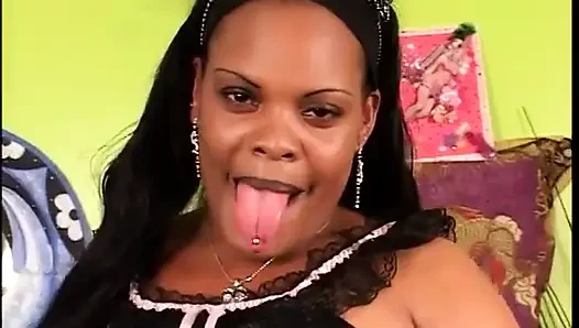 Horny stud banging sexy fat babe after getting his dick sucked