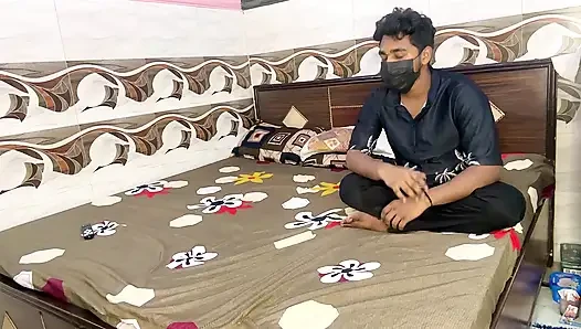 Raksha Bandhan'da üvey kız kardeş rakhi'i bağladı ve üvey erkek kardeşi tarafından hediye olarak sert sikildi
