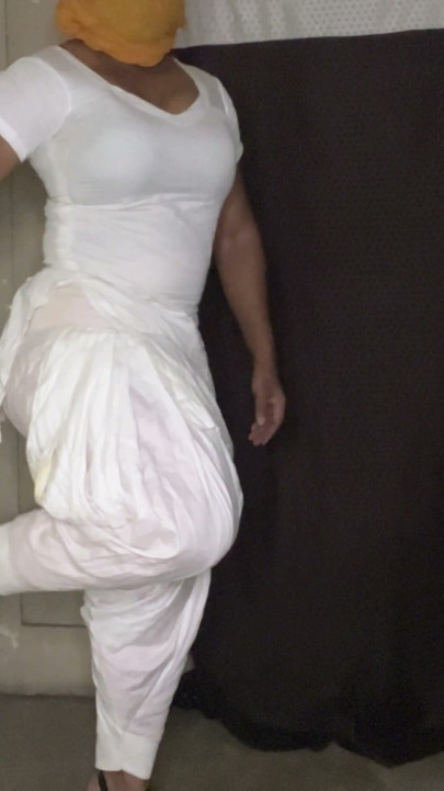 big boobs hot ass suitsalwar bhabhi lover | Clip 1