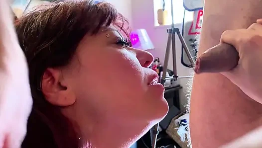 Model seksi pecinta creampie dengan tubuh aduhai dicrot sama kontol besar