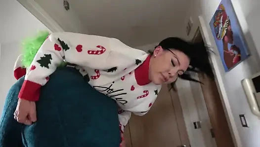 Jamie und Milas fröhliches Chaos: die Grinch Ruinen Weihnachten, lassen sie im Hogtie und Cleave Geknebelt in verzweiflung! (4k)