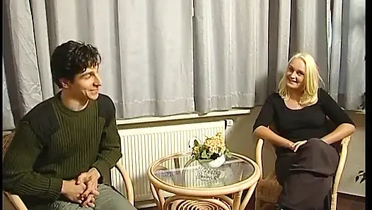 Sexy blondes deutsches schätzchen im hotelzimmer-sex!