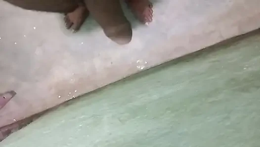 Muth mar kar Gira dya