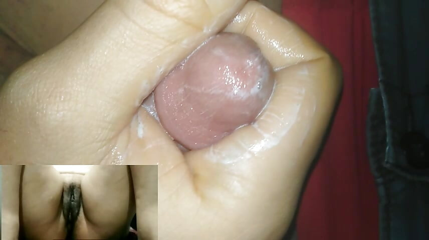 Masturbating for Boyfriend on a video call