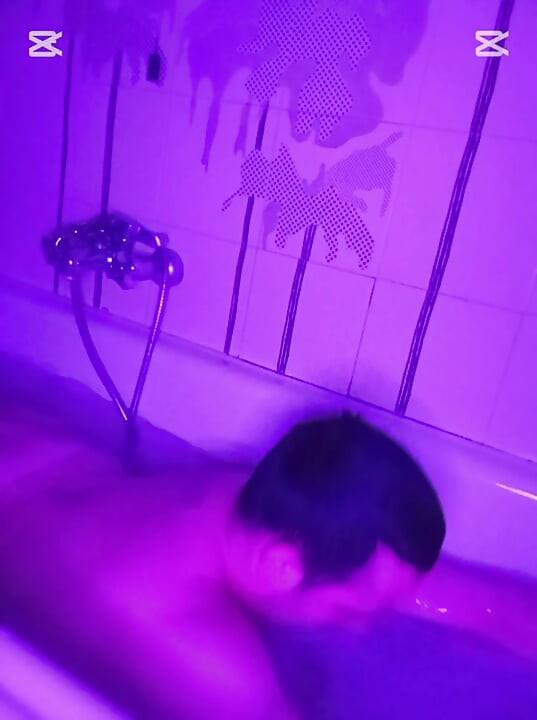 Water Session & Deepthroat Performance