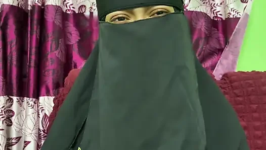 My favorite sexy Desi Bhabhi wants to fucking with me