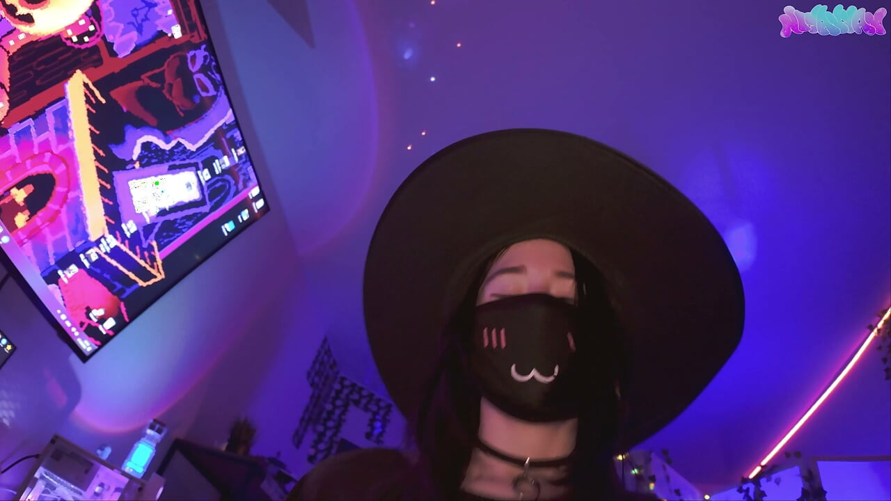How to fuck a cute witch on Halloween