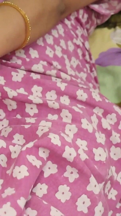 Dalo Na Plz (Pakistani Desi Bhabi) Load Moaning | Clip 1
