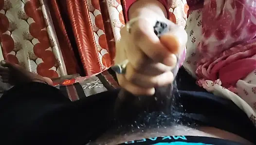 Desi ehefrau blowjob und sperma in den mund & sperma in ihr gesicht