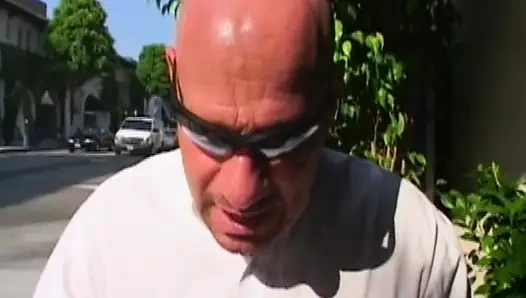 Verführerisches fußfetischspiel mit blonden und brünetten schätzchen