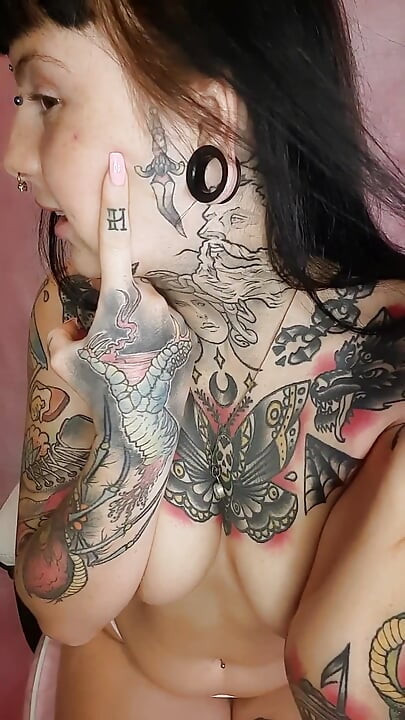 Tatuaje allnatural, tour corporal bajo el cierre