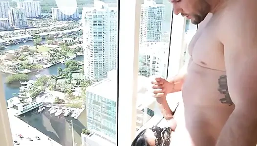 Совершенно новое видео с неизвестной мисс Лекса ударил меня, чтобы прийти, чтобы дать ей мой большой хуй в позе Полностью Нельсон