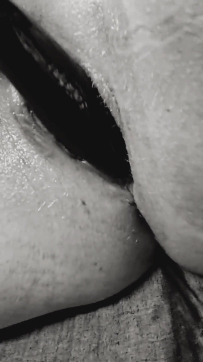 섹시한 솔로 액션으로 마누라와 나를 지켜봐 | 클립 1