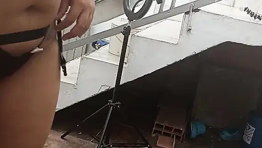 Ich ficke den nachbarn, der sehr heiß ist mit einem sehr dicken arsch - teil 7