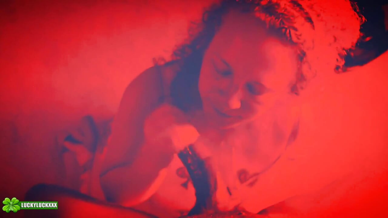 Lucky Gurl Kween Bunny B - Red Light Special POV Blowjob and Throat Fuck