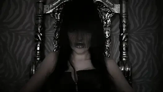 Fascinatrix ...