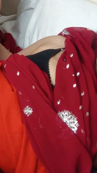 Full Face Red Saree Girl – Closeup Pussy Fucking Long Shot Indian Desi | Clip 1