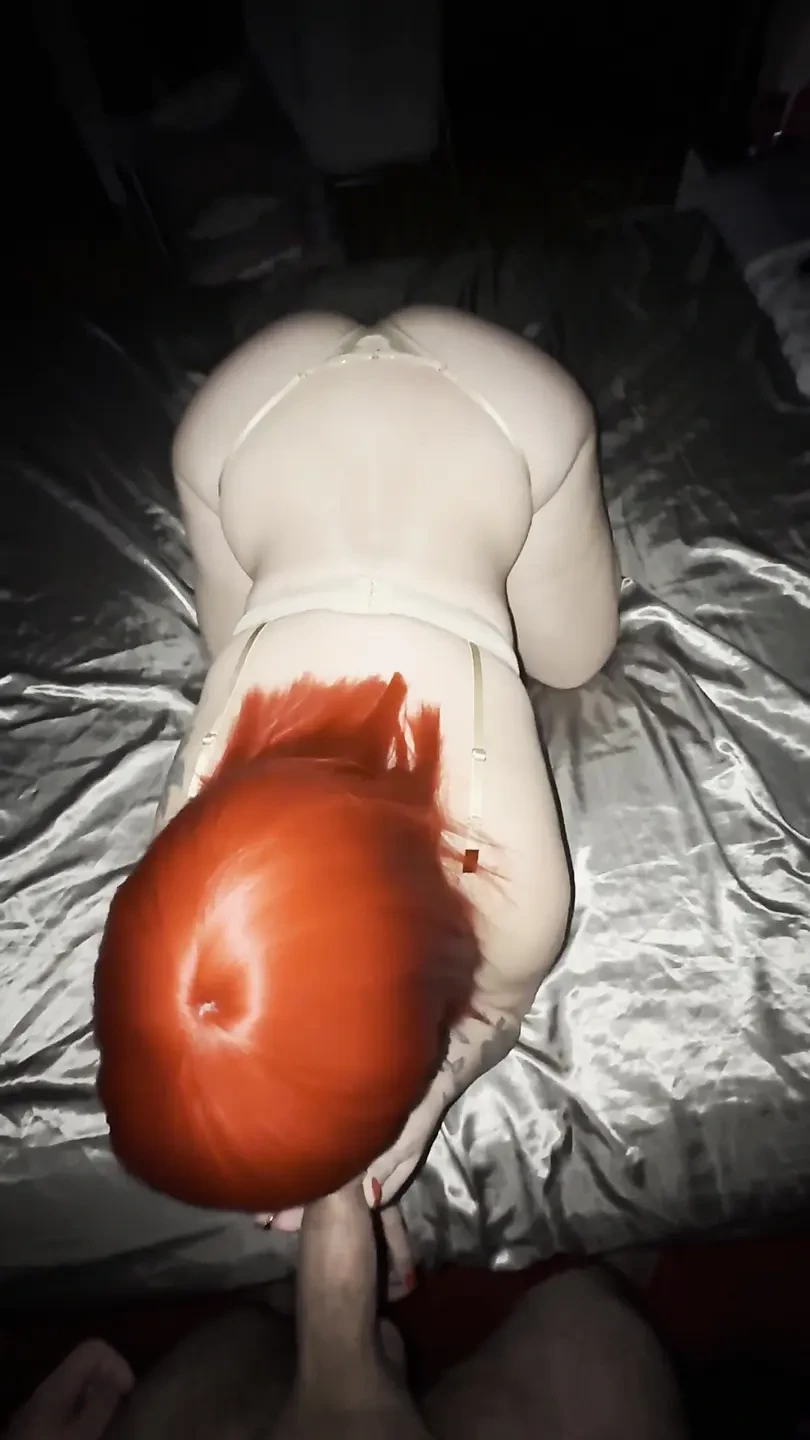 新年快乐, 亚洲少女被后入, 最后被中出