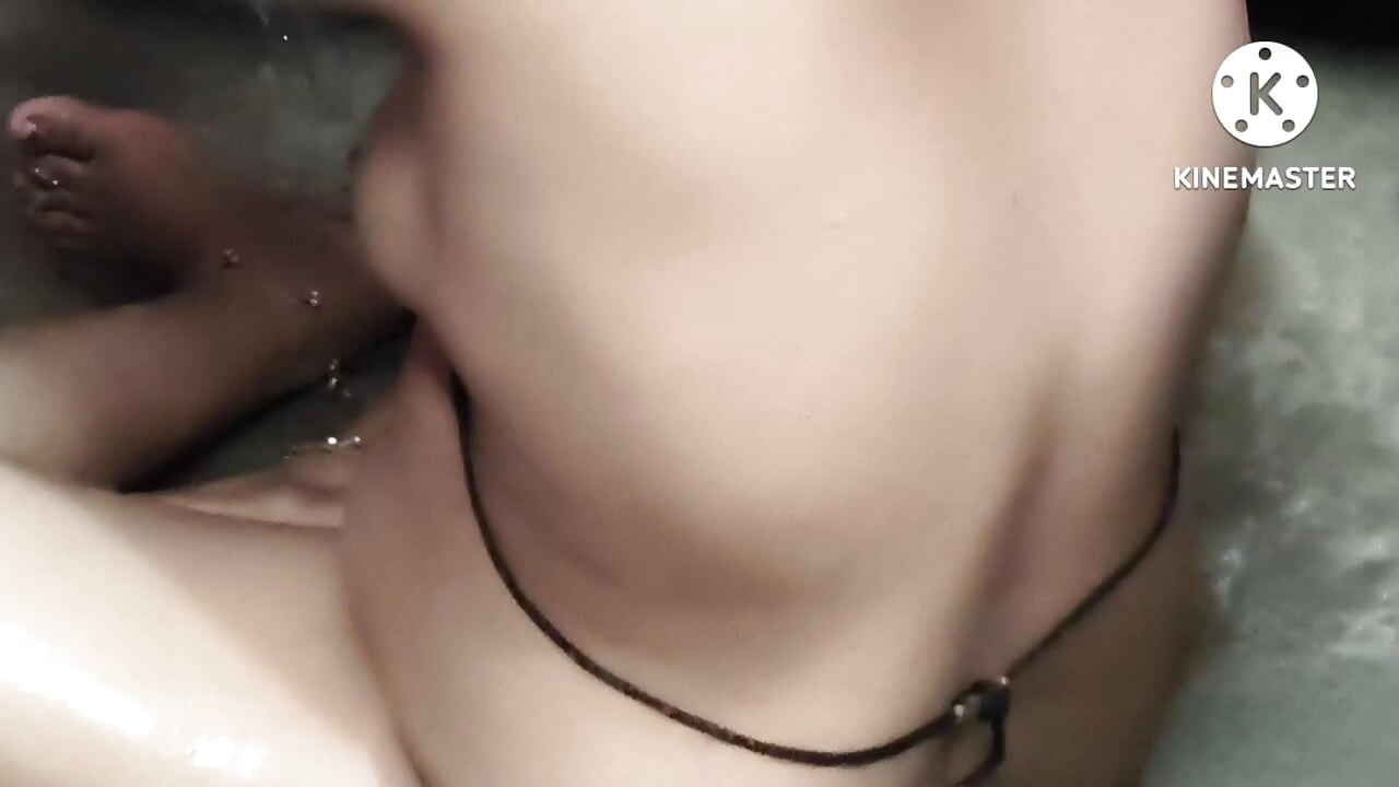 Bhabhi ki muschi muss spielen zuschauen