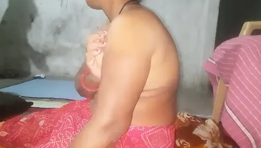 Sexi bhabi so rahi thi achanak hardchudai dardho raha doggy style