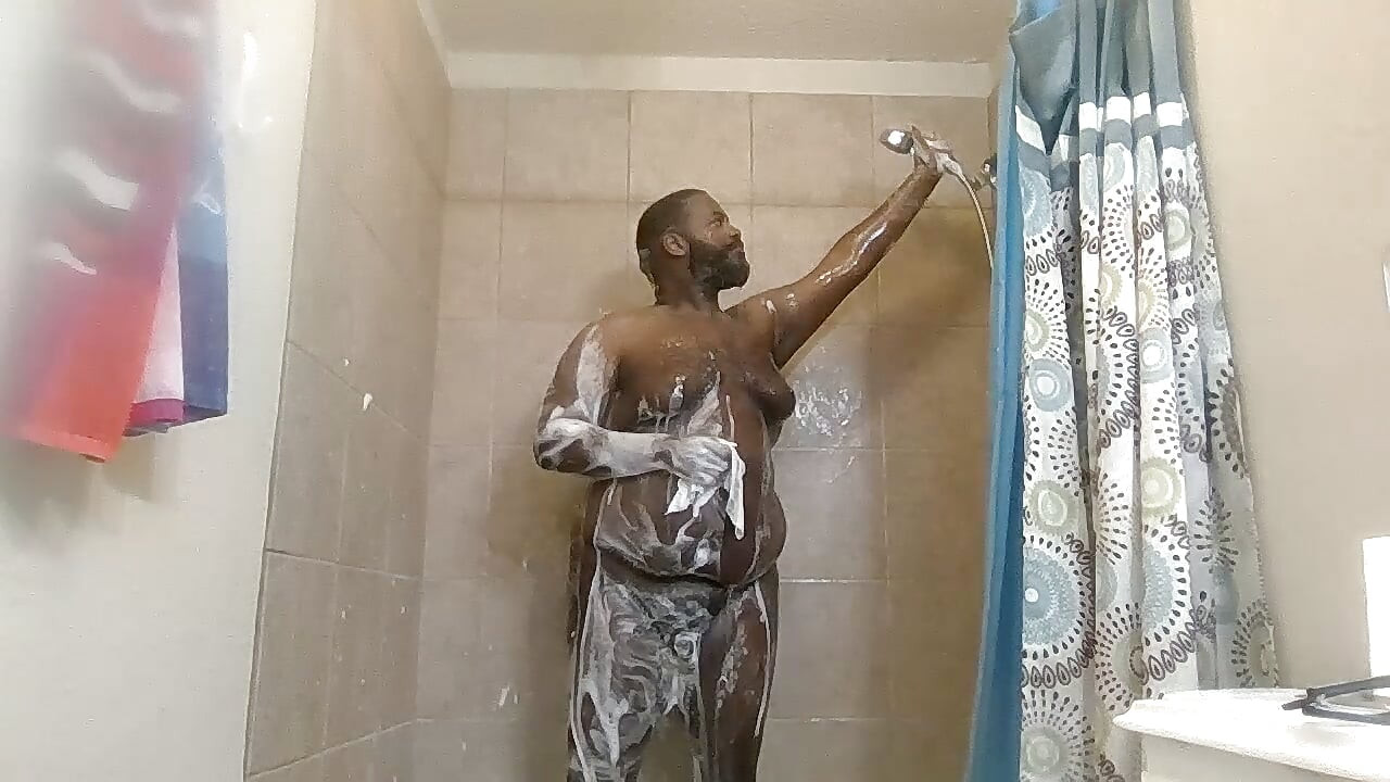 Douche halverwege de dag vastgebonden